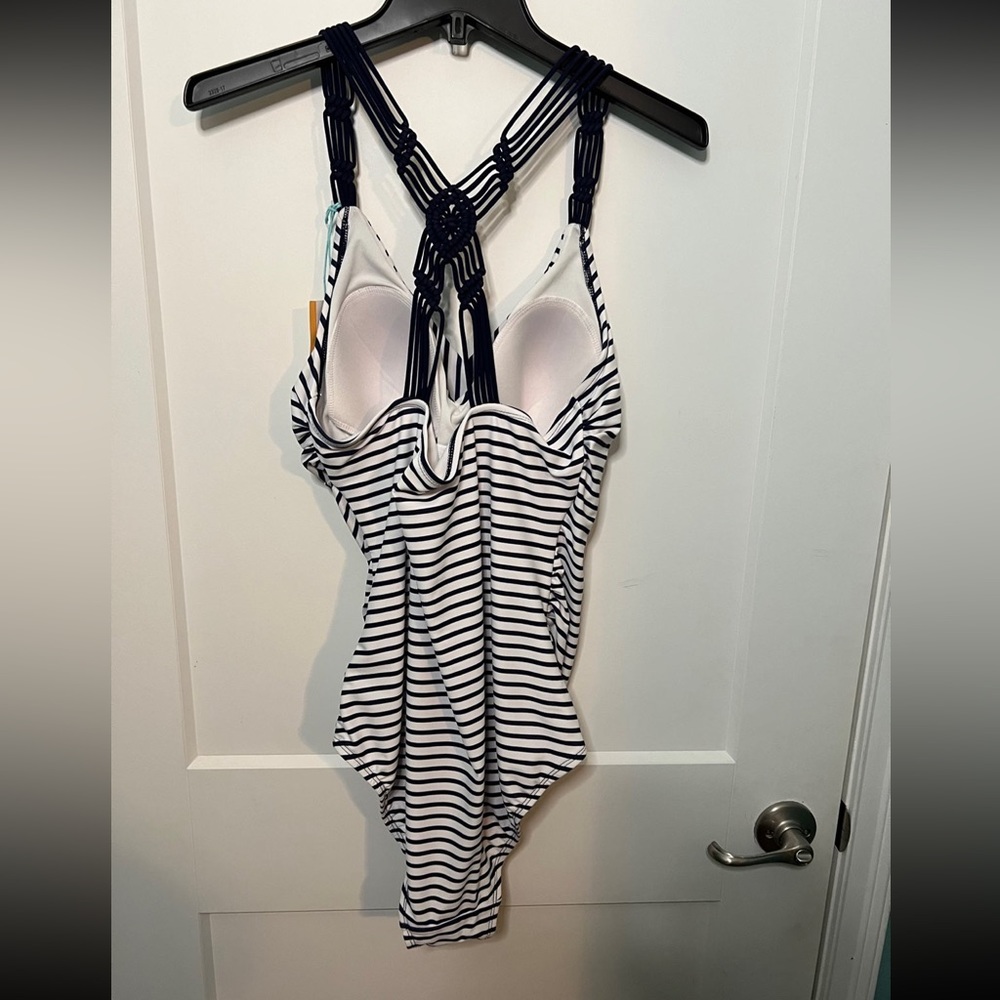 One Piece Swimsuit - Picture 4 of 6